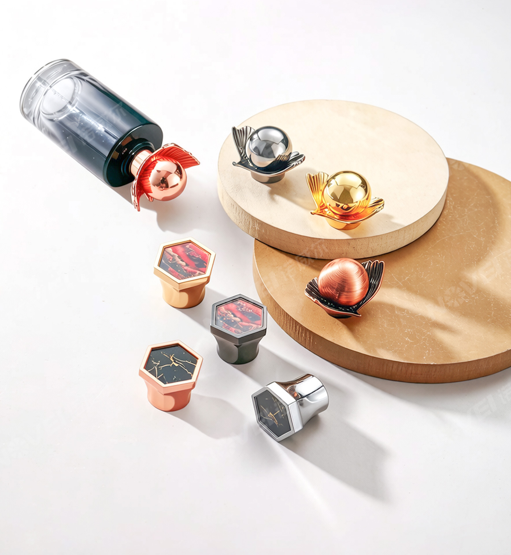 Perfume Caps & Bottles、Packaging