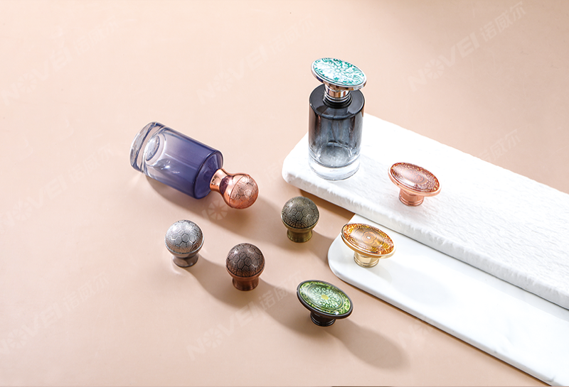 PERFUME BOTTLE