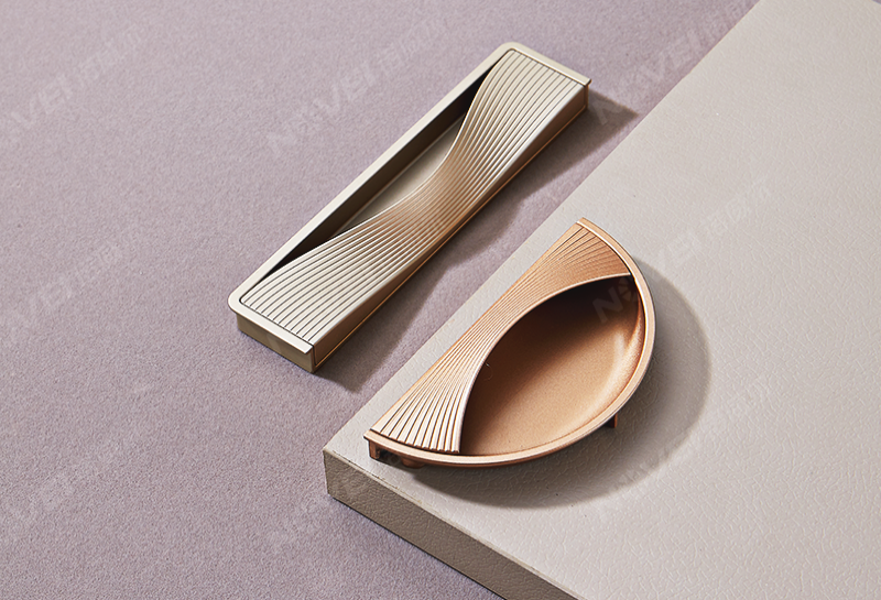 RECESSED HANDLE
